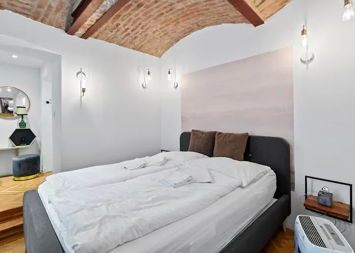 Farawayhomes #b2 *
